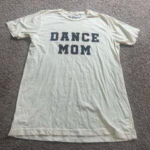 The Everco Cream 'Dance Mom' Tee